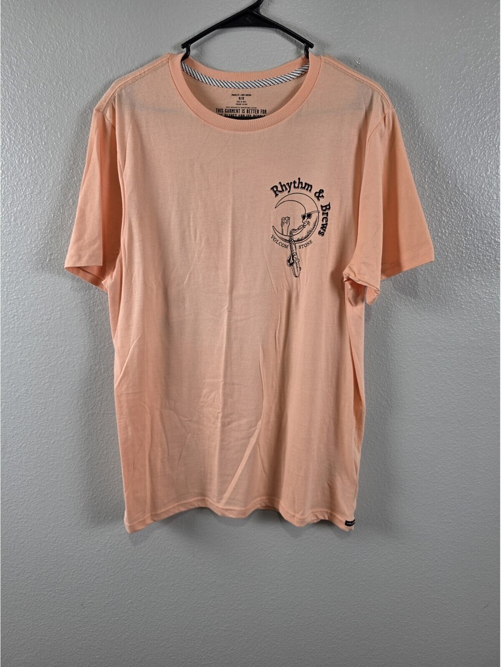 Volcome Size L Cotton Teeshirt Mens New Never Worn Coral Color Short Sleeve